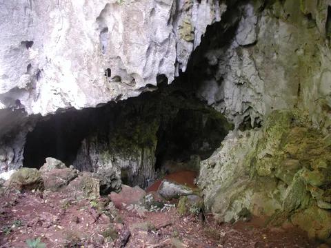 Tam Pa Ling Cave