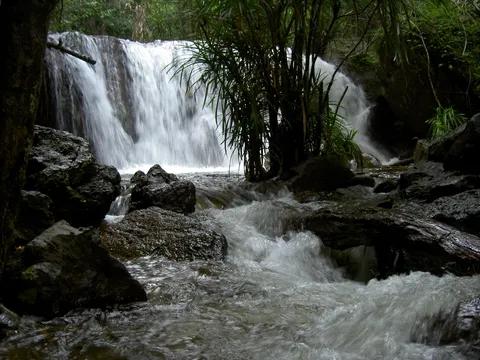 Suối Tranh Waterfall