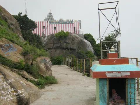 Parvathamalai Trecking Route