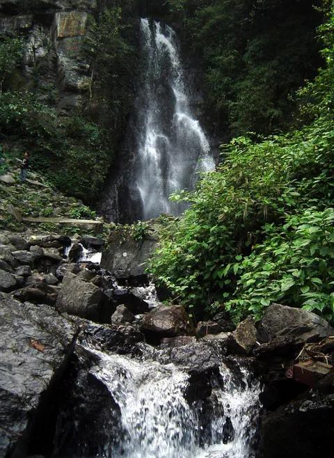 Sadu chiru waterfalls