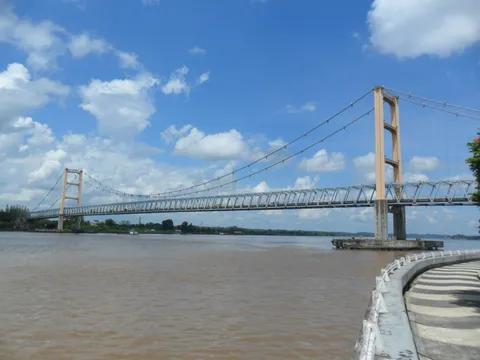 Jembatan Penyeberangan Pulau Kumala Tenggarong